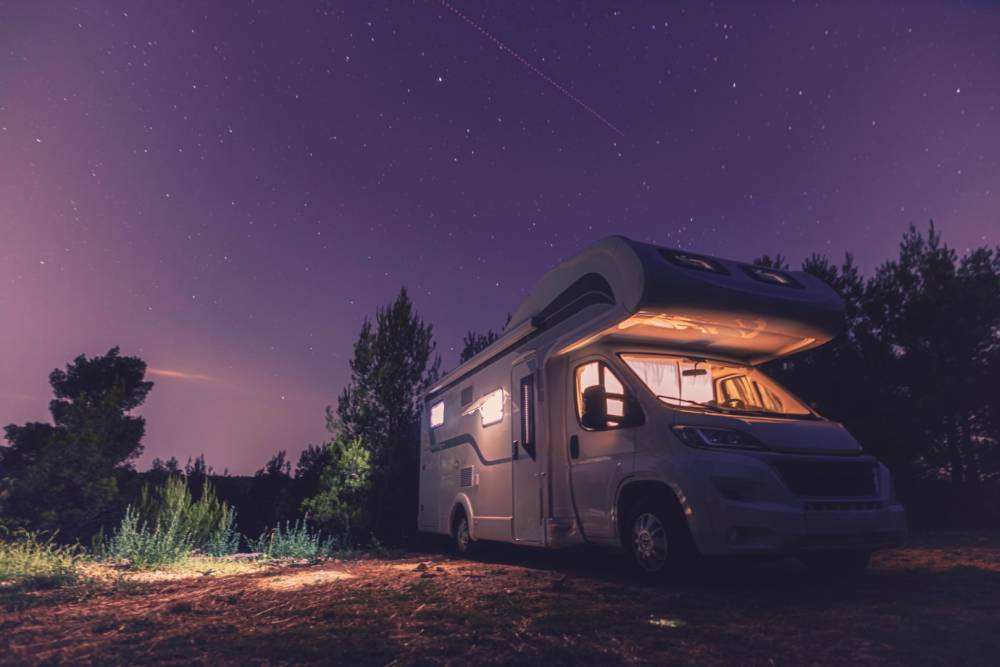 Emplacement camping-cars à Doische