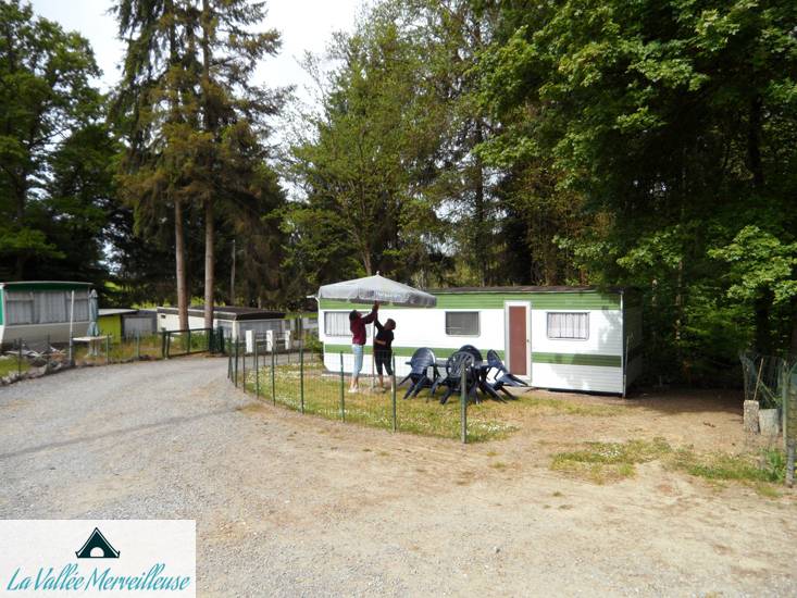 mobilehome pose parasol